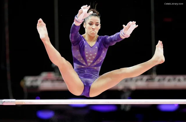 Aly Raisman photo 9 of 424