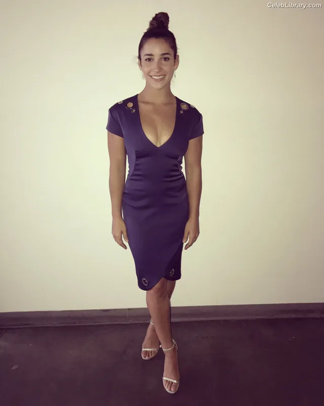 Aly Raisman photo 17 of 425
