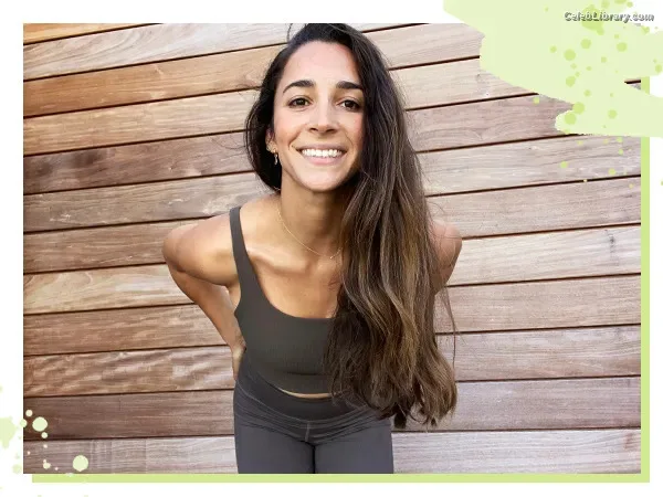 Aly Raisman photo 4 of 425