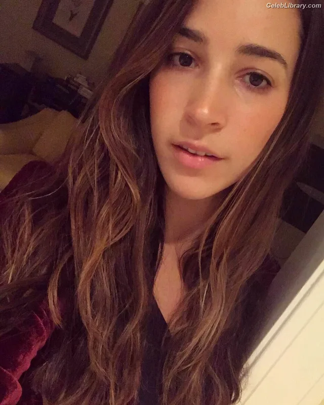 Aly Raisman photo 15 of 425