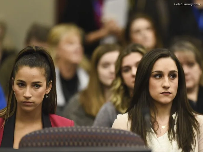 Aly Raisman photo 21 of 425
