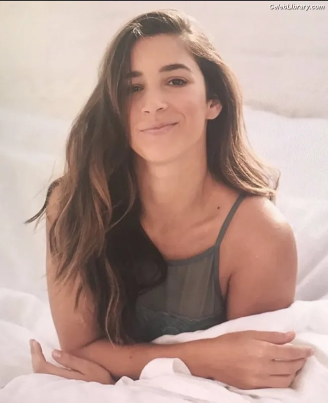 Aly Raisman photo 15 of 425