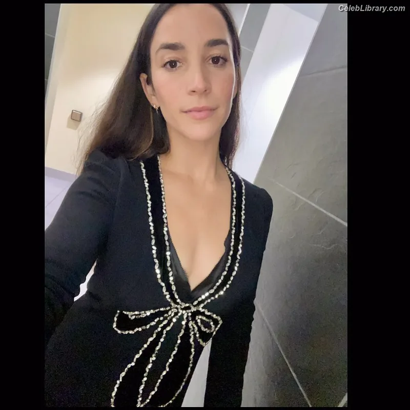 Aly Raisman photo 4 of 425