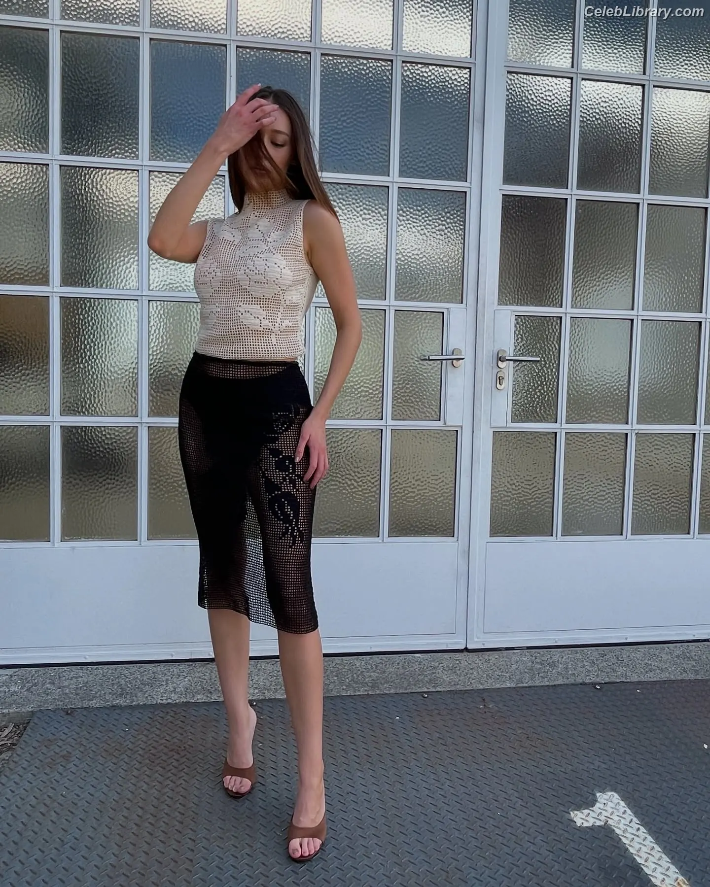 Alycia Debnam Carey photo 2 of 1335