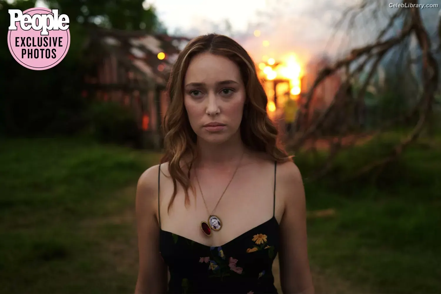 Alycia Debnam Carey photo 4 of 1335