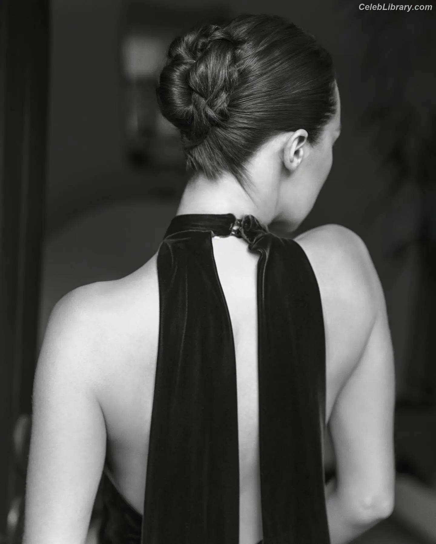 Alycia Debnam Carey photo 14 of 1335