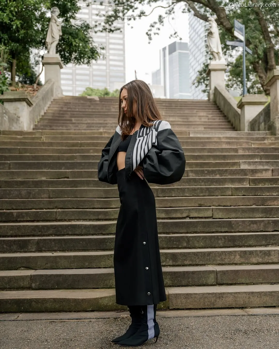 Alycia Debnam Carey photo 5 of 1335