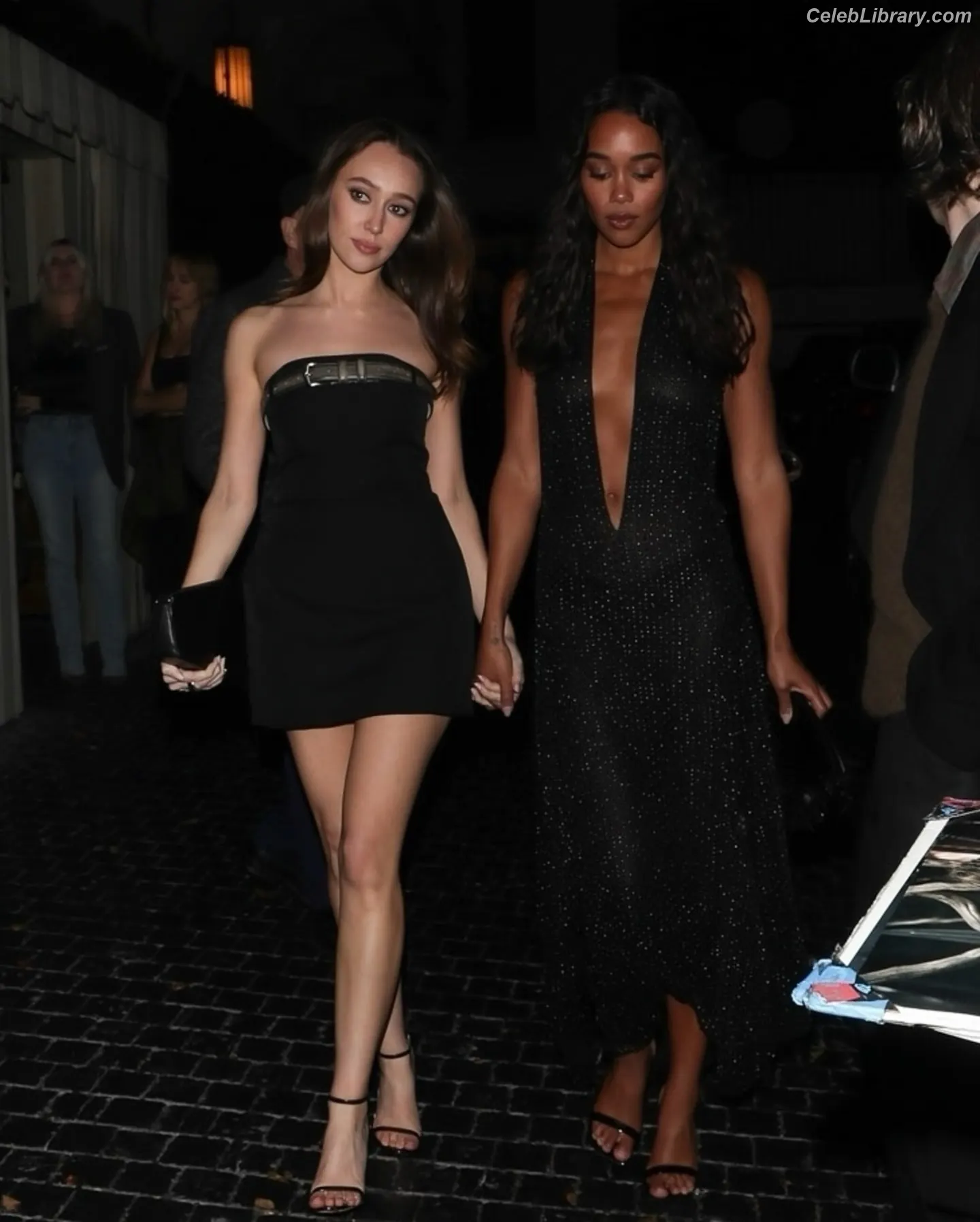 Alycia Debnam Carey photo 24 of 1335