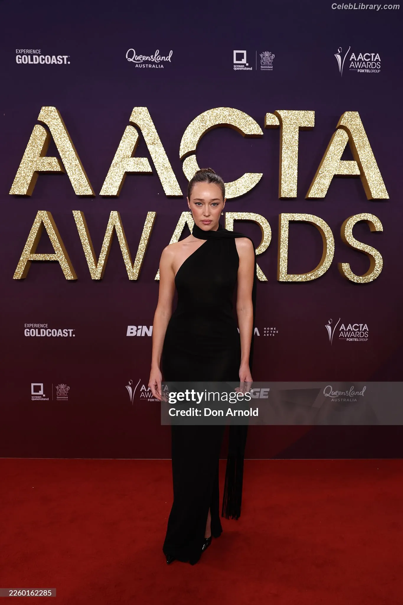 Alycia Debnam Carey photo 5 of 1335