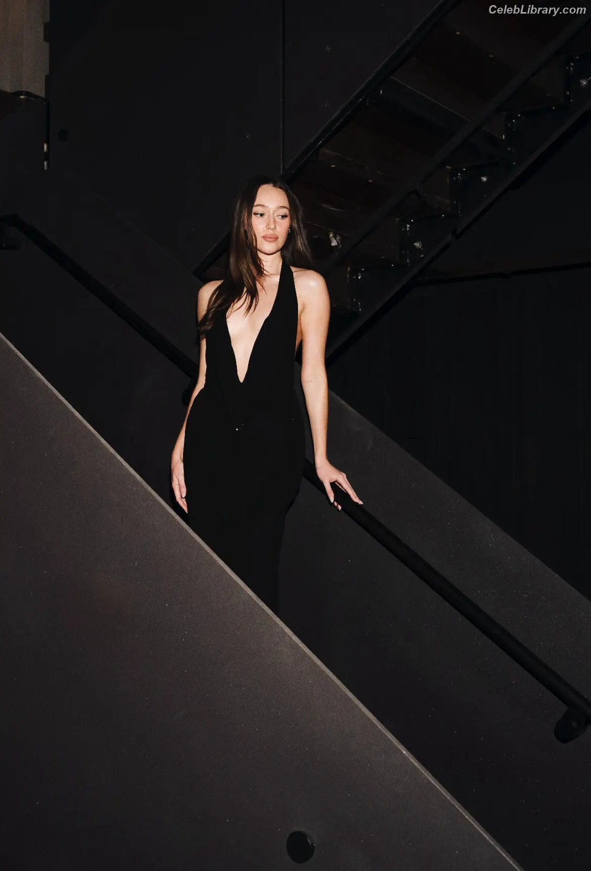 Alycia Debnam Carey photo 10 of 1335