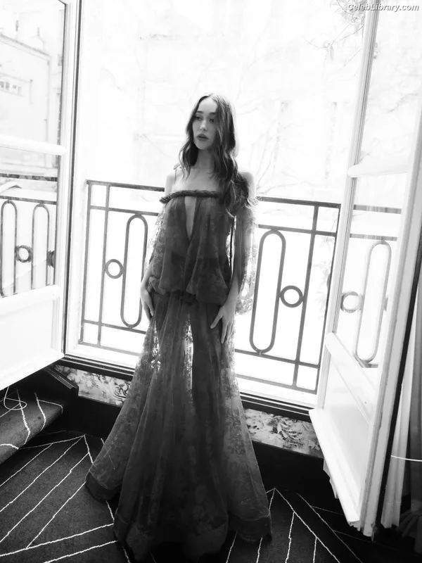 Alycia Debnam Carey photo 6 of 1336