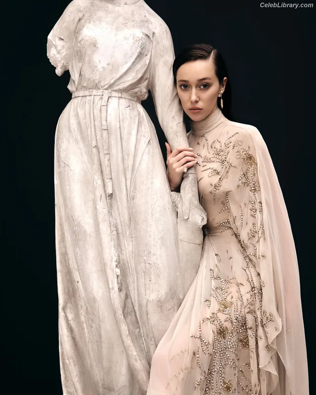 Alycia Debnam Carey photo 24 of 1336