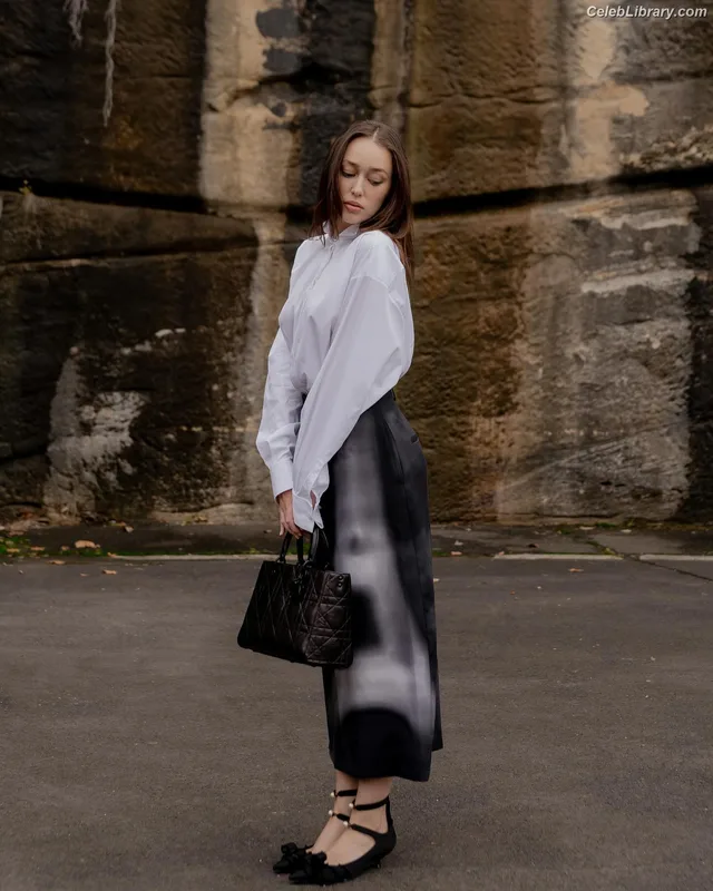 Alycia Debnam Carey photo 5 of 1336