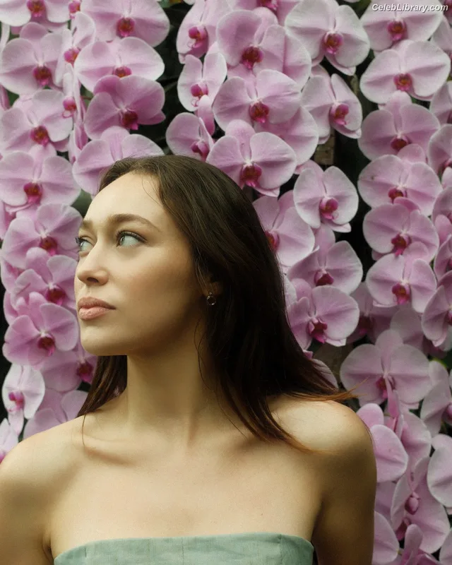 Alycia Debnam Carey photo 22 of 1336