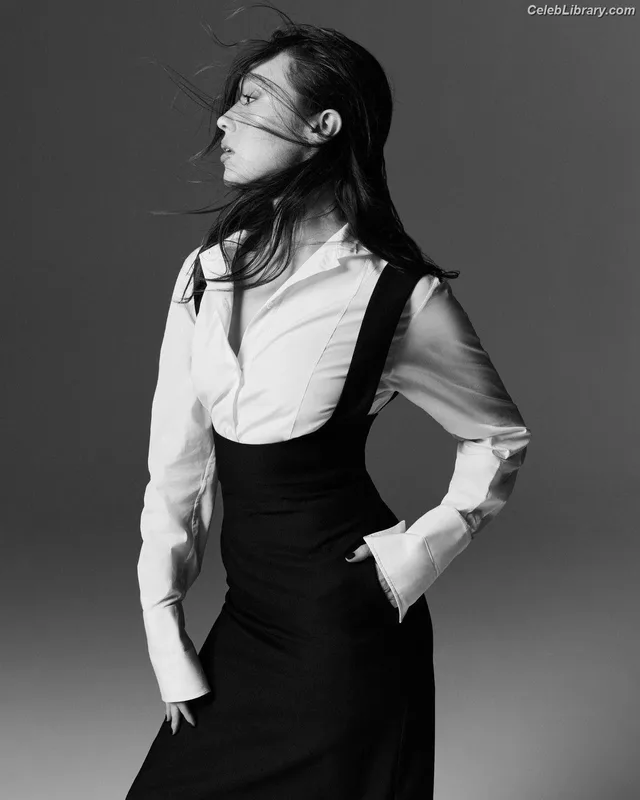 Alycia Debnam Carey photo 8 of 1336