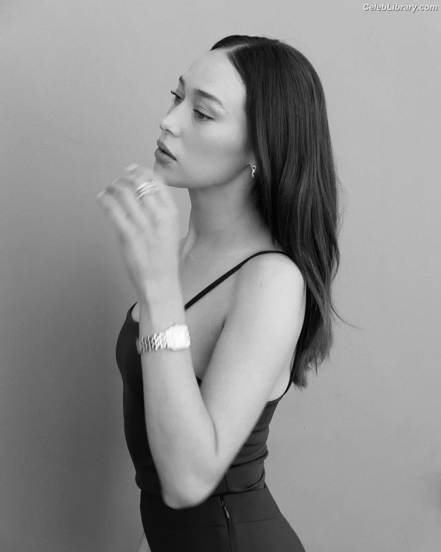 Alycia Debnam Carey photo 17 of 1336