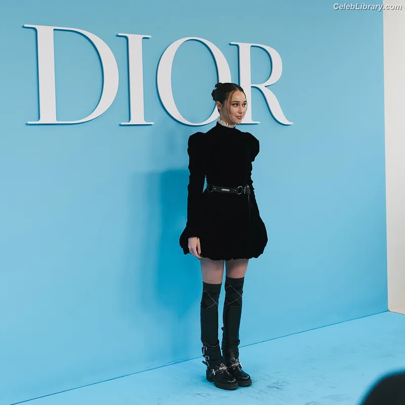 Alycia Debnam Carey photo 21 of 1336