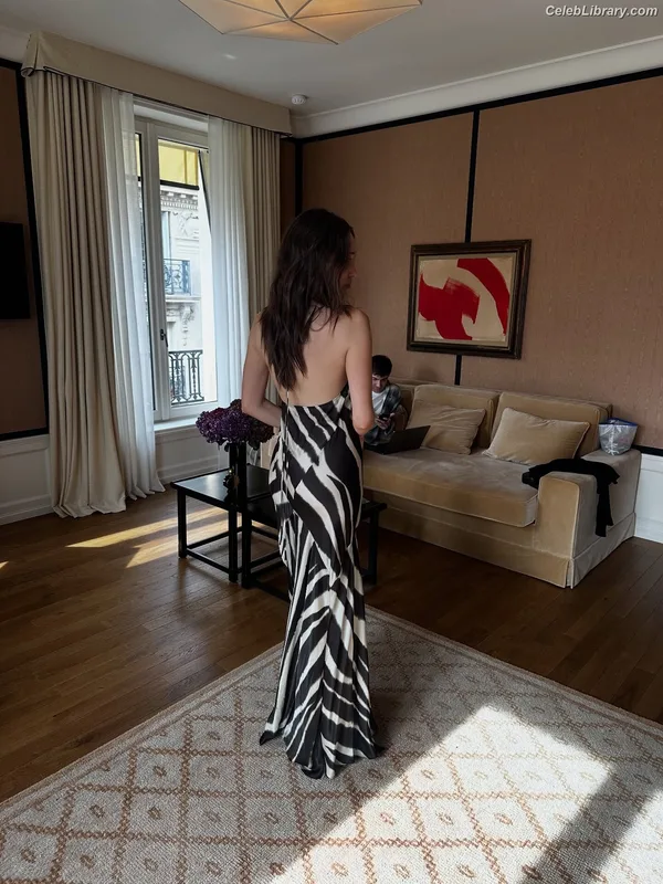 Alycia Debnam Carey photo 14 of 1336