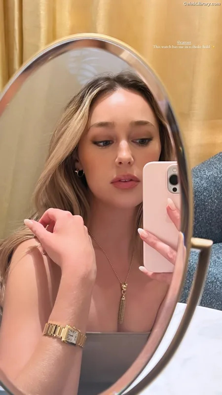 Alycia Debnam Carey photo 15 of 1336