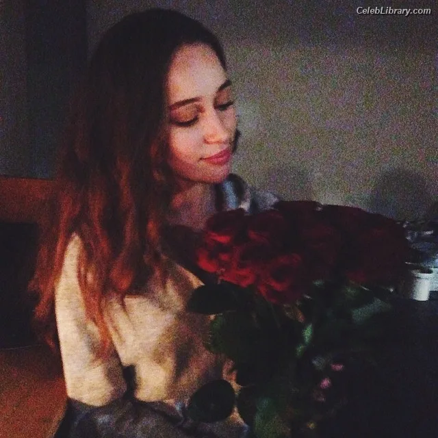 Alycia Debnam Carey photo 16 of 1336