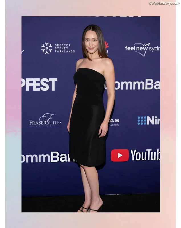 Alycia Debnam Carey photo 14 of 1336