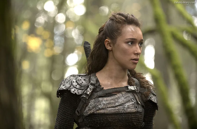 Alycia Debnam Carey photo 12 of 1336