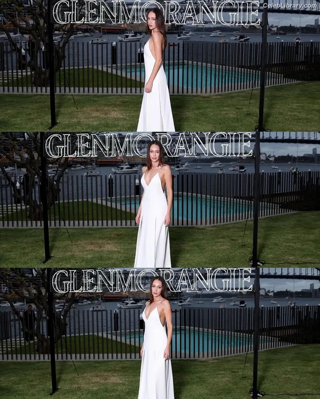 Alycia Debnam Carey photo 5 of 1336