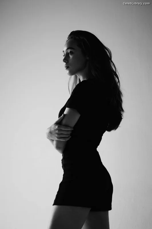 Alycia Debnam Carey photo 14 of 1336