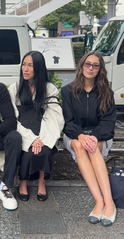 Alycia Debnam Carey photo 17 of 1336