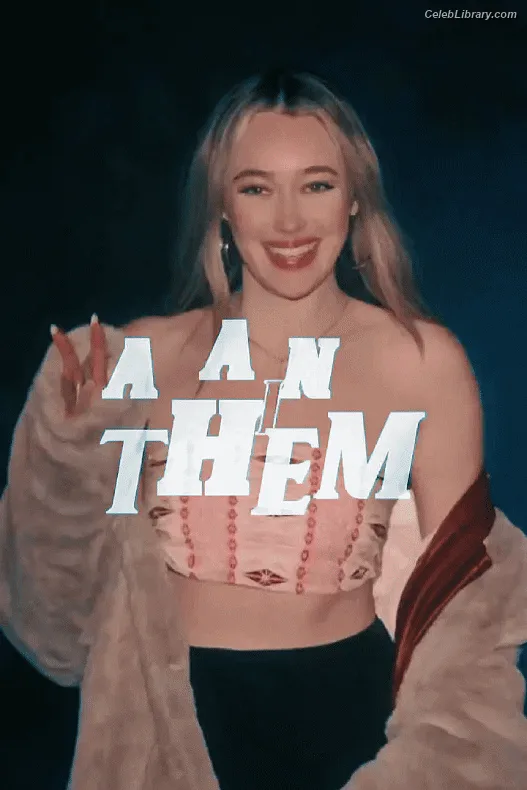 Alycia Debnam Carey photo 7 of 1336