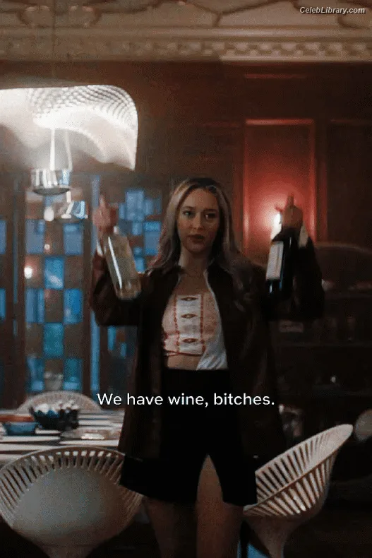 Alycia Debnam Carey photo 13 of 1336