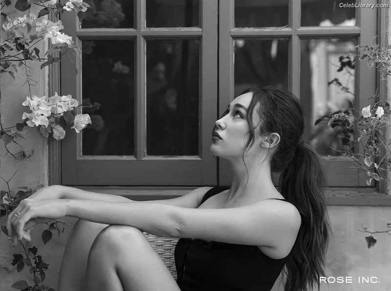 Alycia Debnam Carey photo 22 of 1336