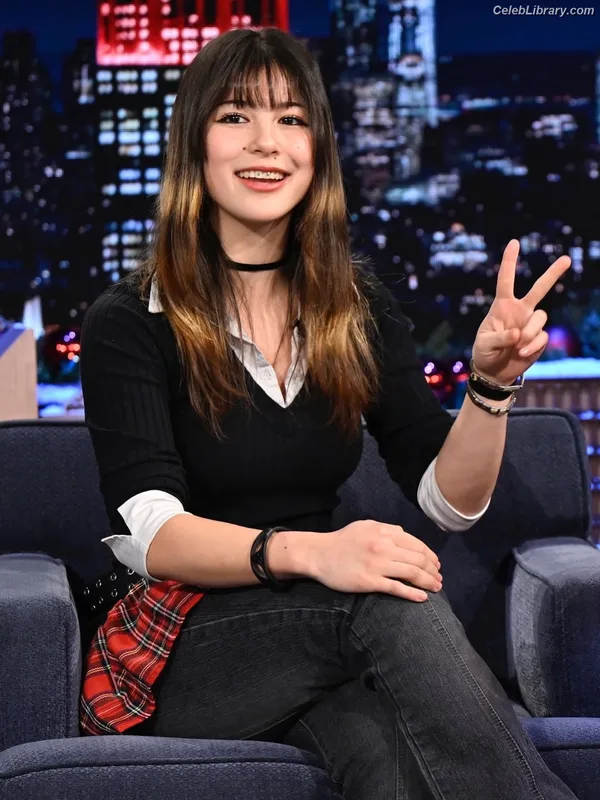 Alysa Liu photo 17 of 569