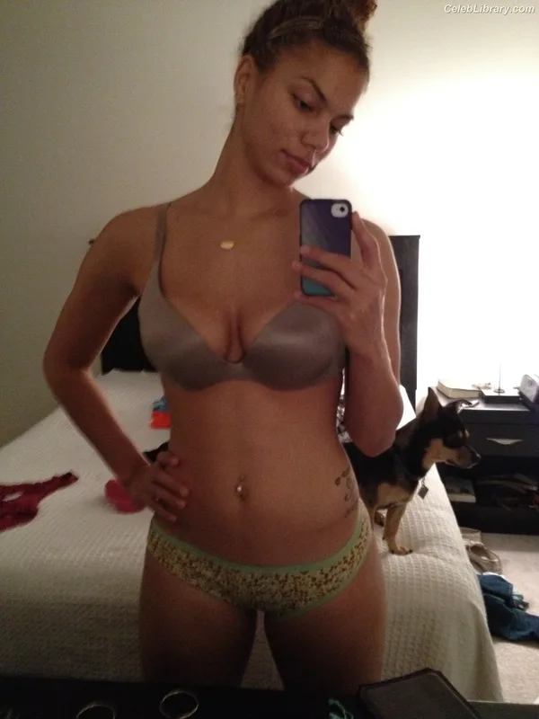Alysha Clark photo 20 of 59