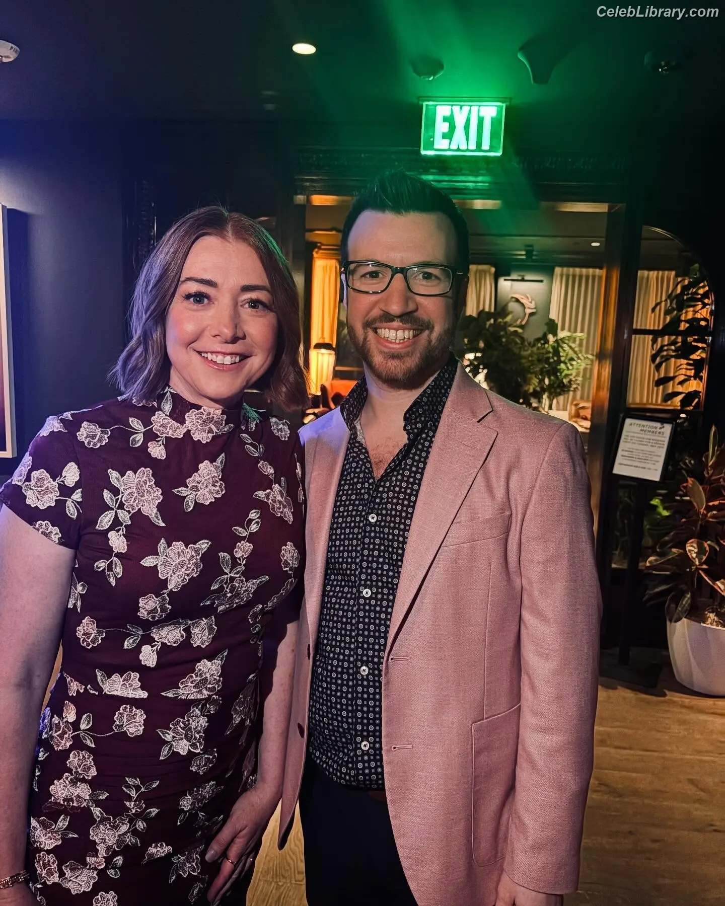 Alyson Hannigan photo 10 of 136