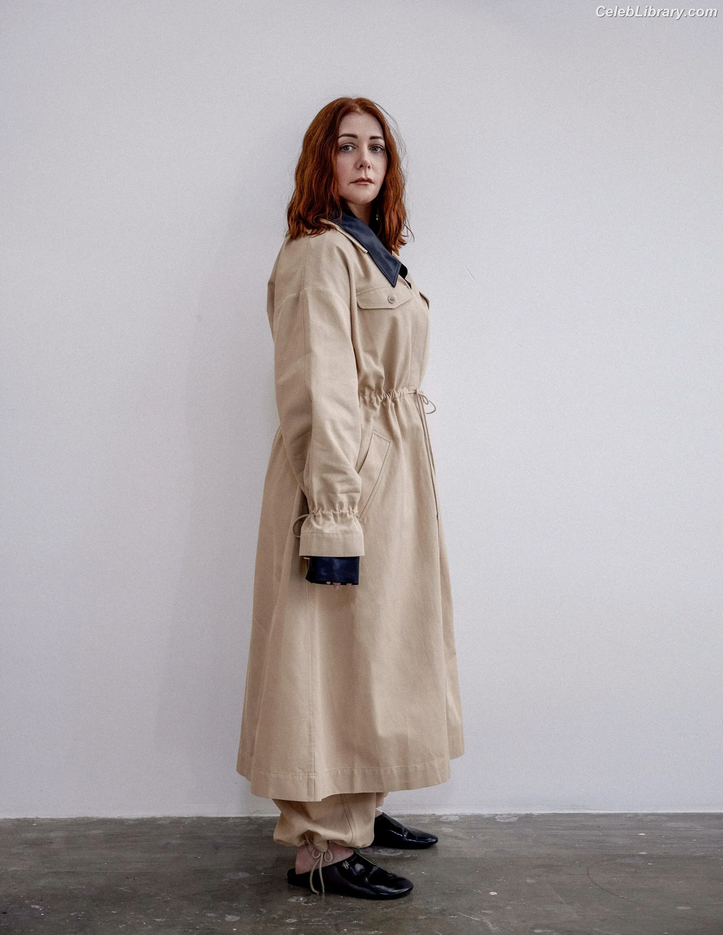 Alyson Hannigan photo 12 of 136