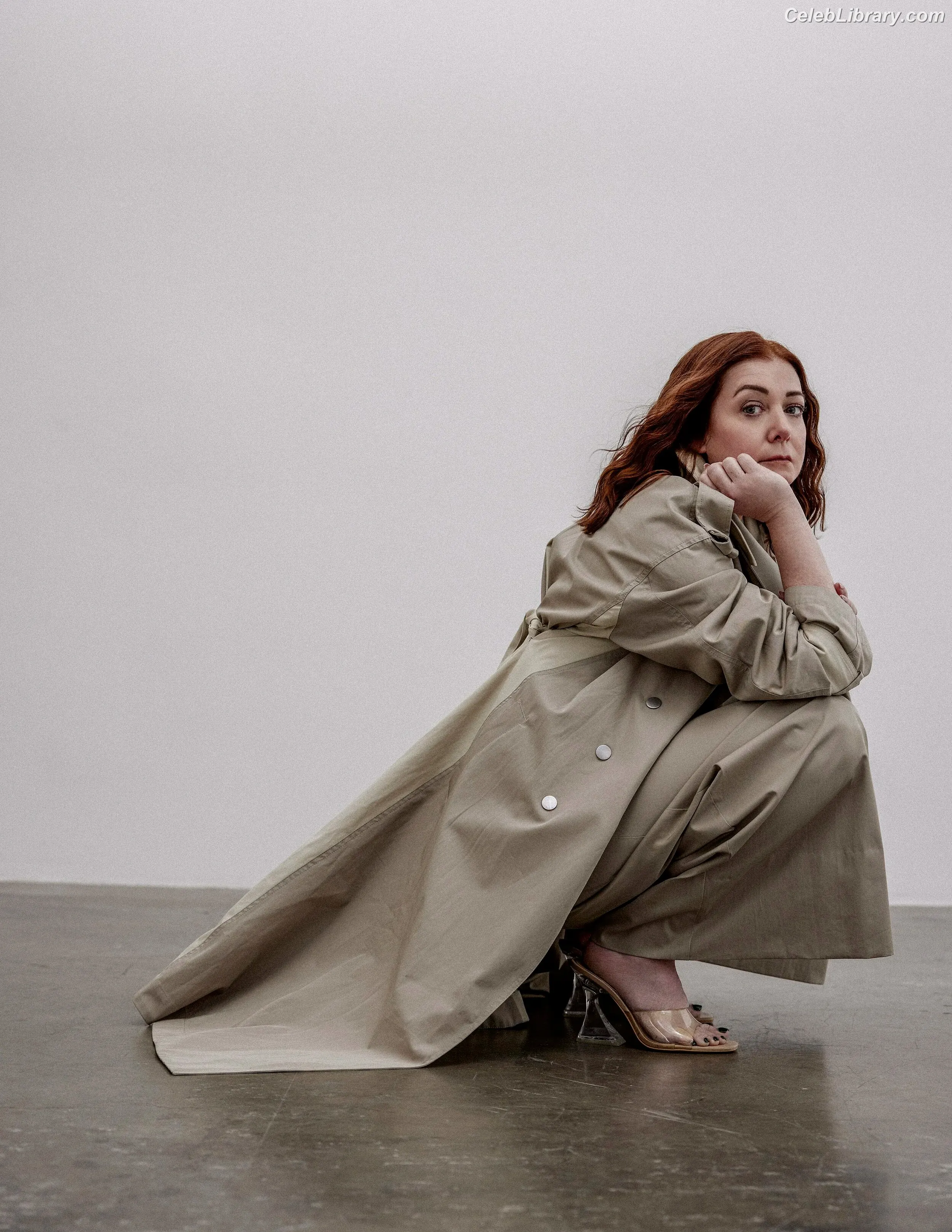Alyson Hannigan photo 17 of 136