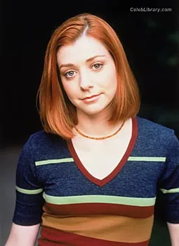 Alyson Hannigan photo 13 of 137
