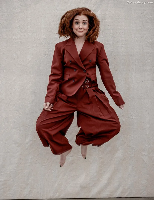 Alyson Hannigan photo 2 of 137