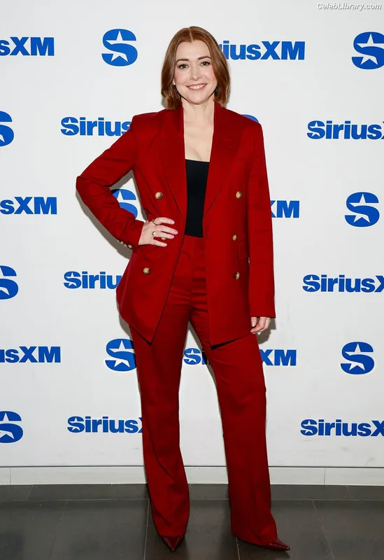 Alyson Hannigan photo 15 of 137