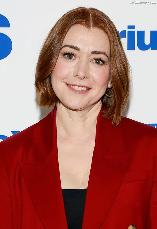 Alyson Hannigan photo 17 of 137