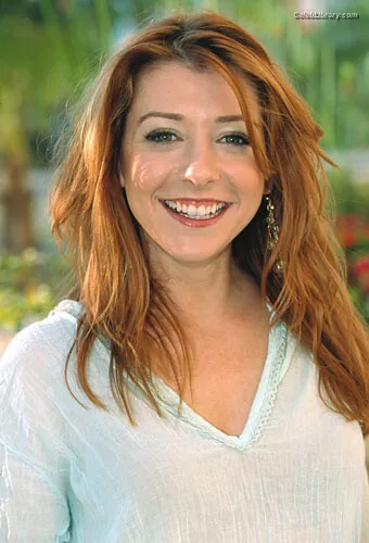 Alyson Hannigan photo 10 of 137