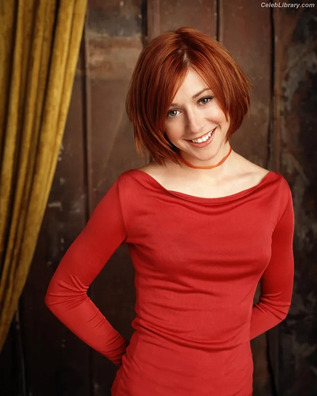Alyson Hannigan photo 17 of 137