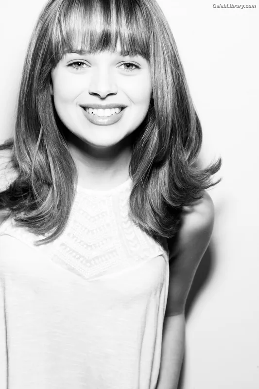 Alyssa Jirrels photo 24 of 56