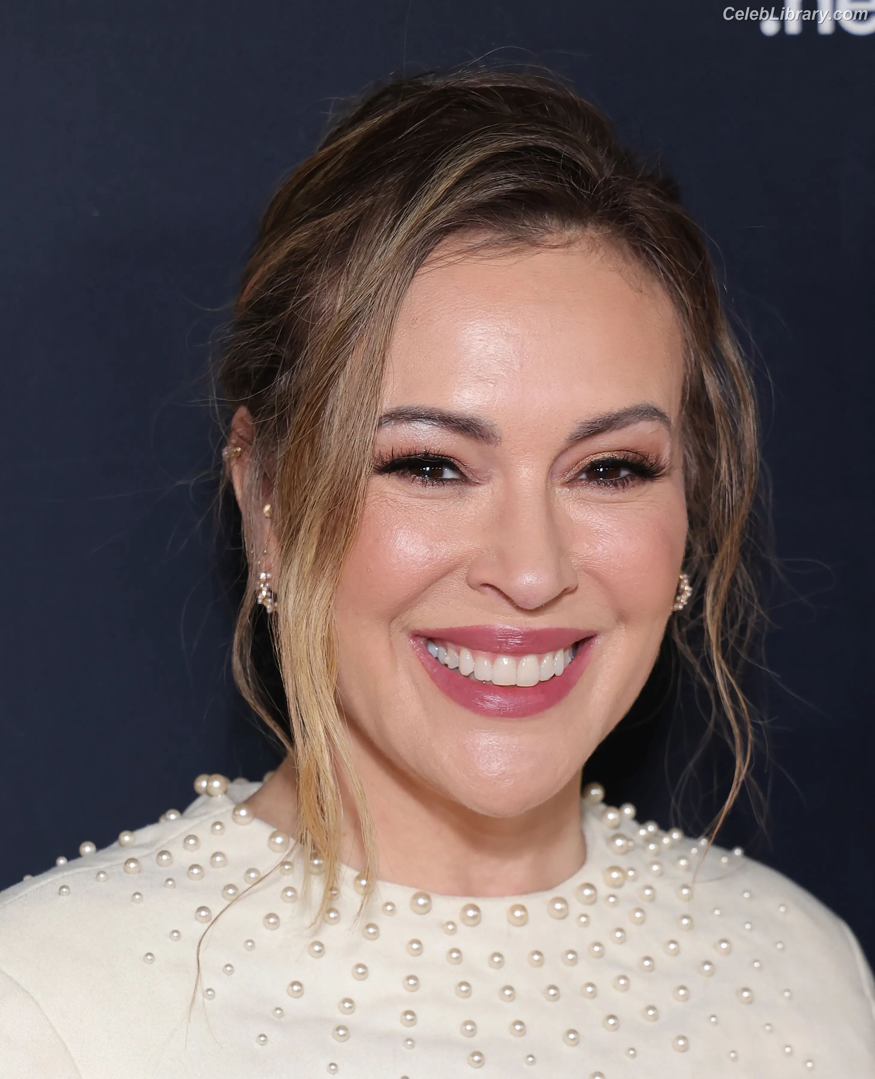 Alyssa Milano photo 22 of 325