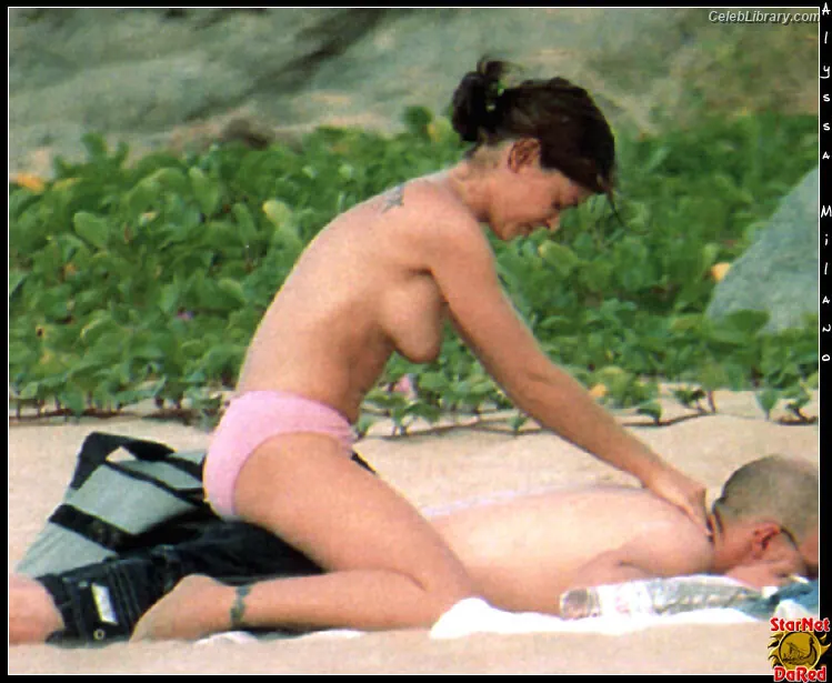Alyssa Milano photo 3 of 325