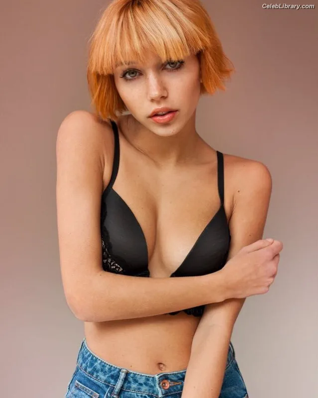 Amanda Campana photo 4 of 82