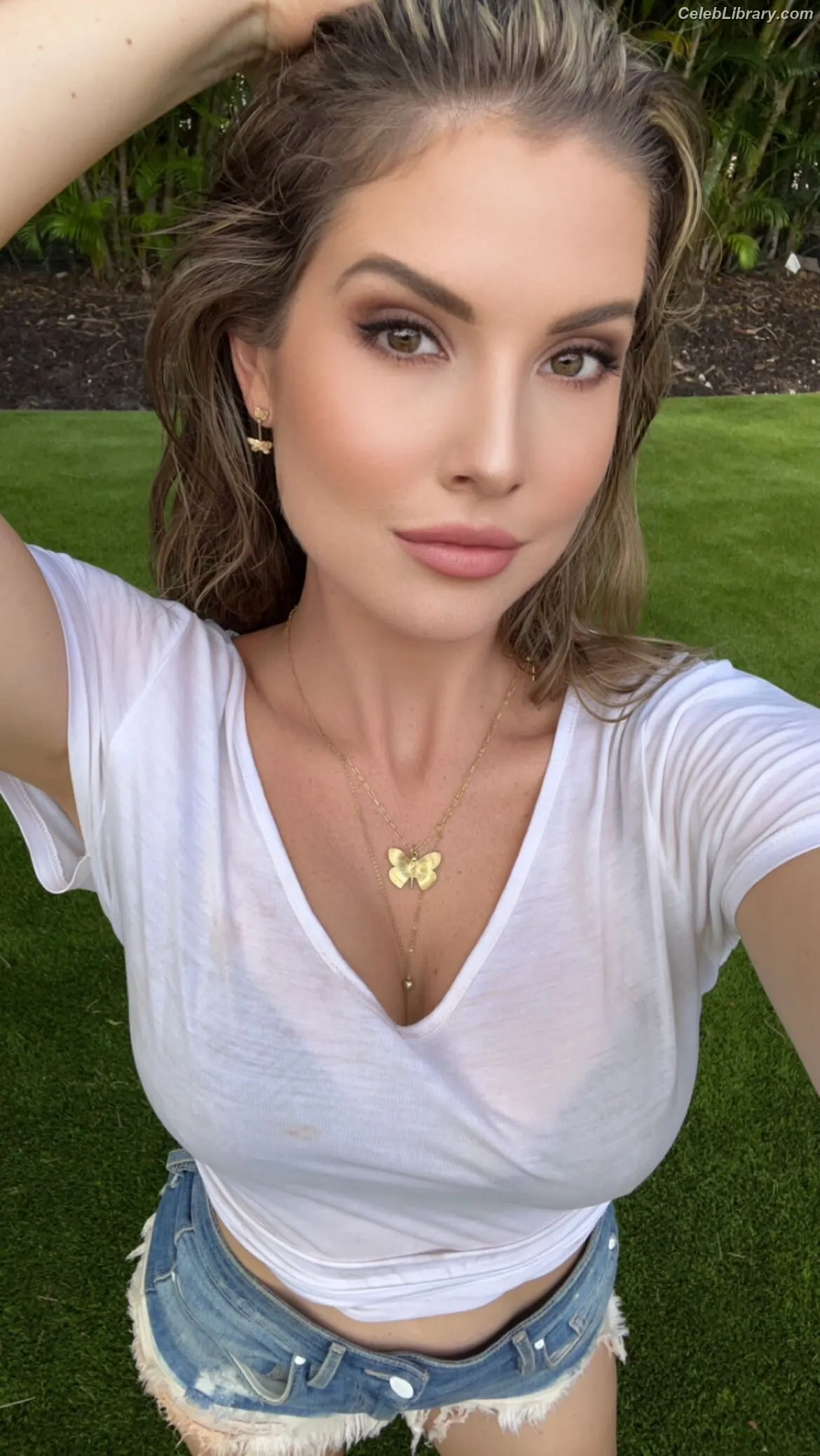Amanda Cerny photo 6 of 1196
