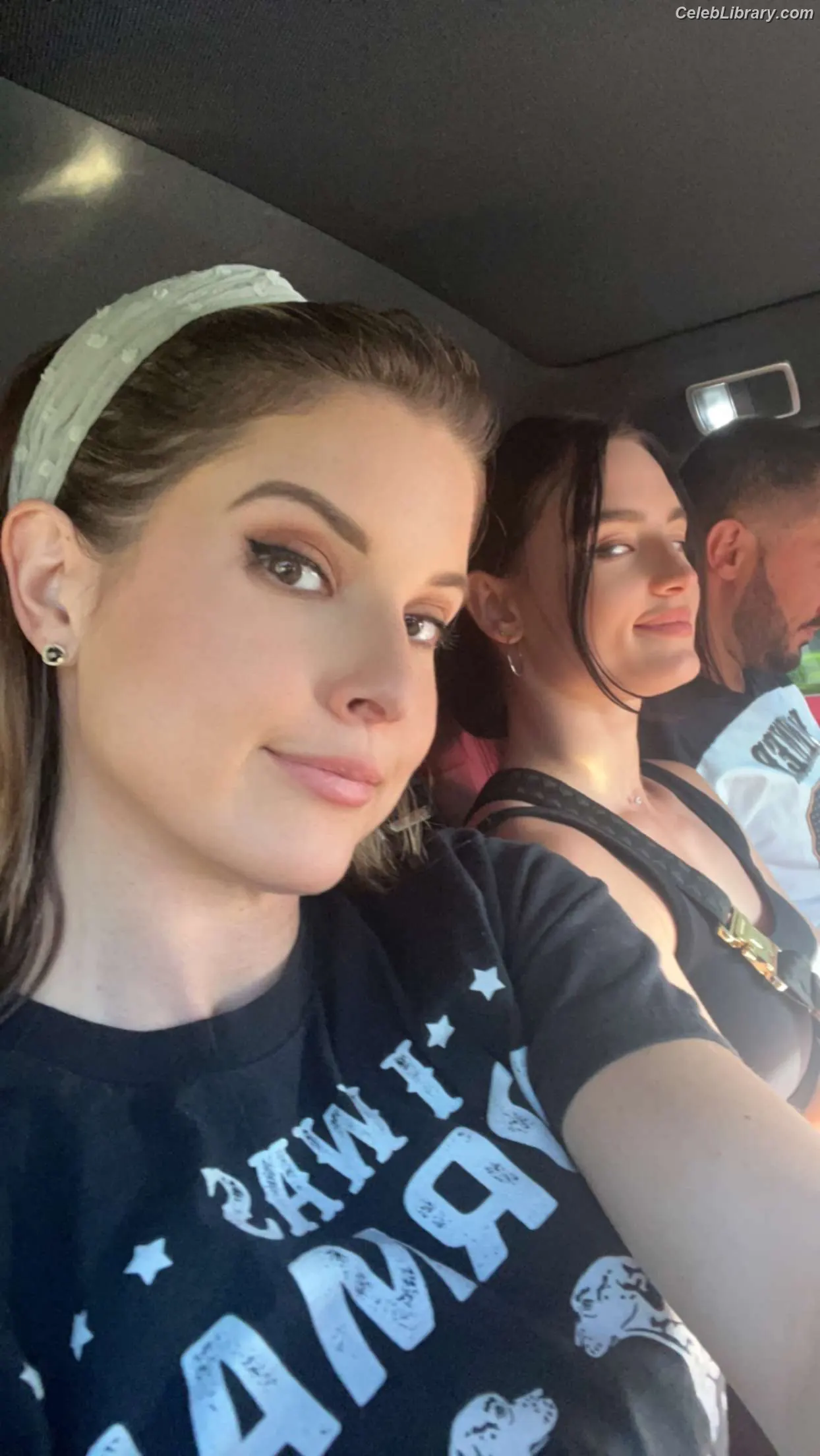 Amanda Cerny photo 23 of 1196