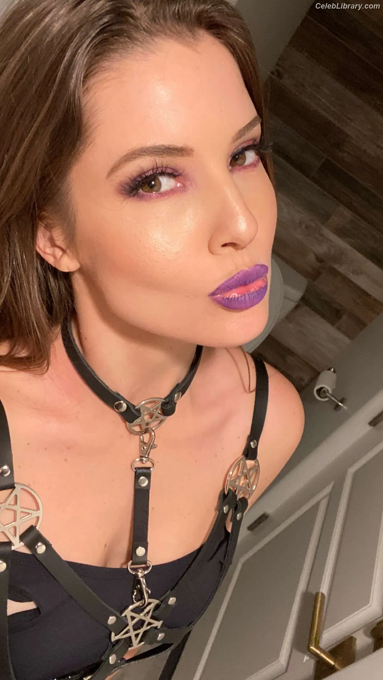 Amanda Cerny photo 8 of 1196